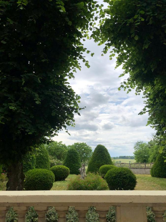 Saint-Gerand-le-PuyDemeure Des Payratons住宿加早餐旅馆 外观 照片