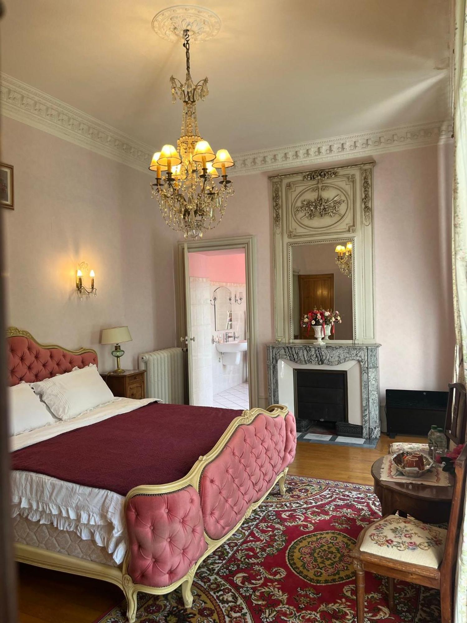 Saint-Gerand-le-PuyDemeure Des Payratons住宿加早餐旅馆 外观 照片